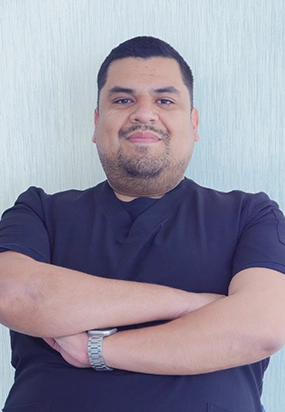 Cancun Dental Specialists Prosthodontist Dr. Antonio Barrios